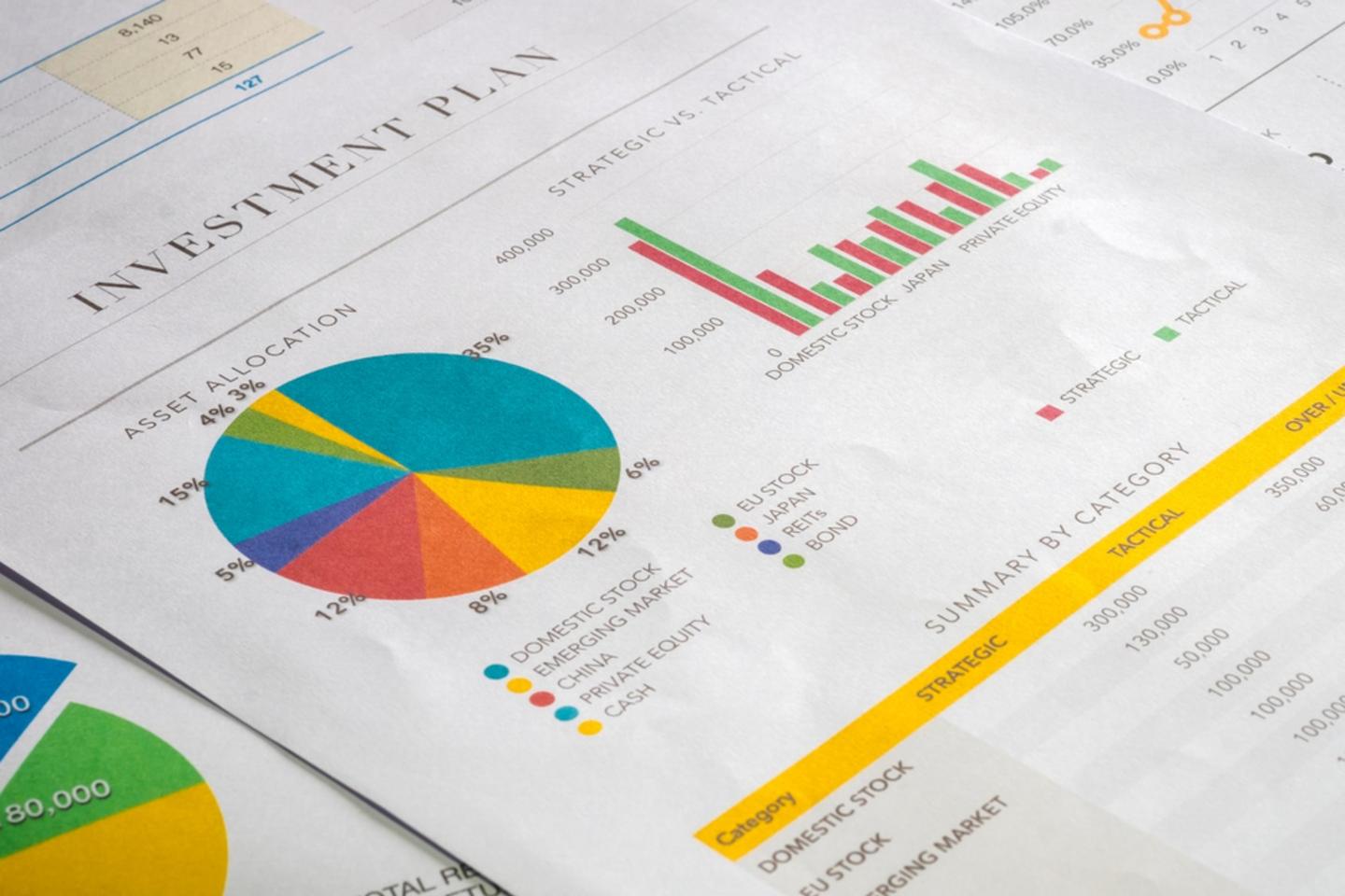 广西开出首趟多式联运物流总包外贸货物列车