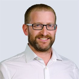 DRAM市场复苏在即!美光科技(MU.US)上调第四财季业绩预期